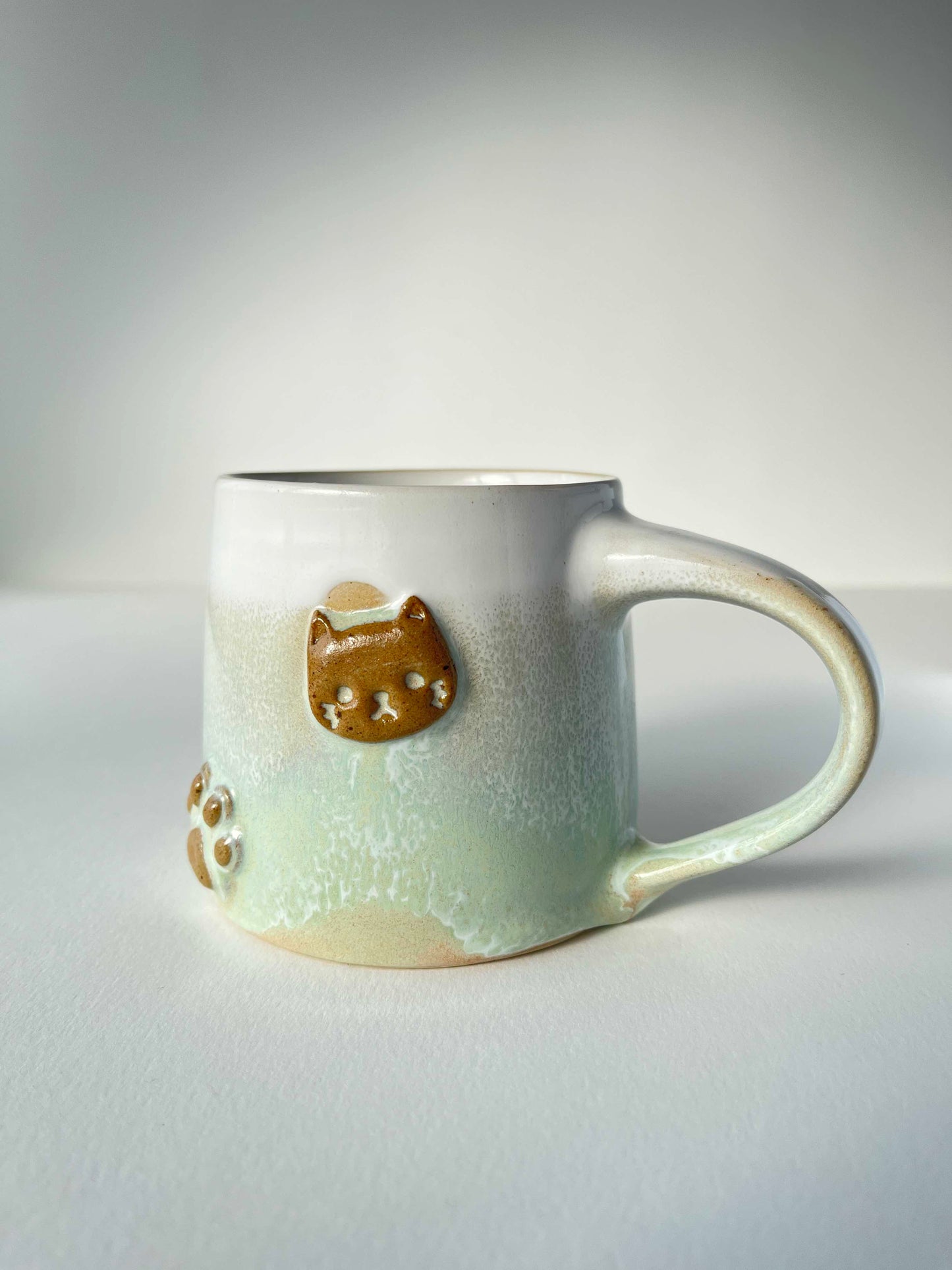 Tasse in Mintgrün weiß - Motiv "Hund & Katze"
