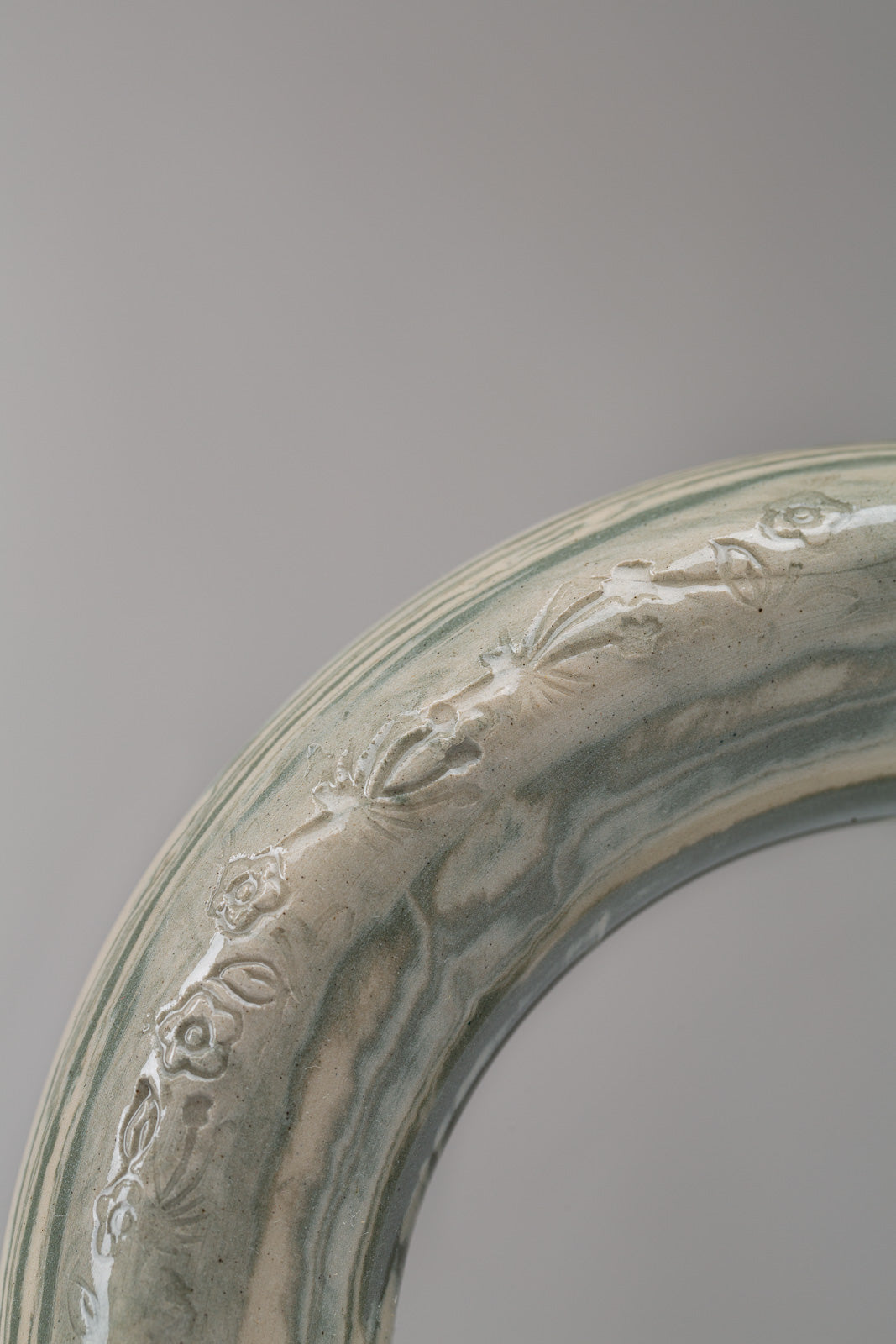 "Marble" Ringvase - grün marmoriert