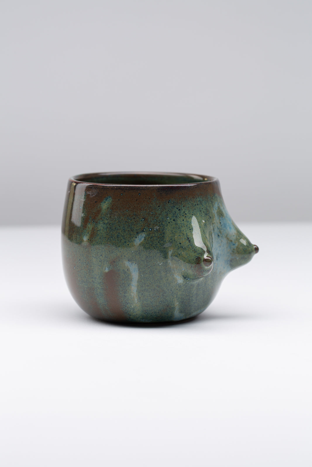 "Boobie" Becher M - Blau grün