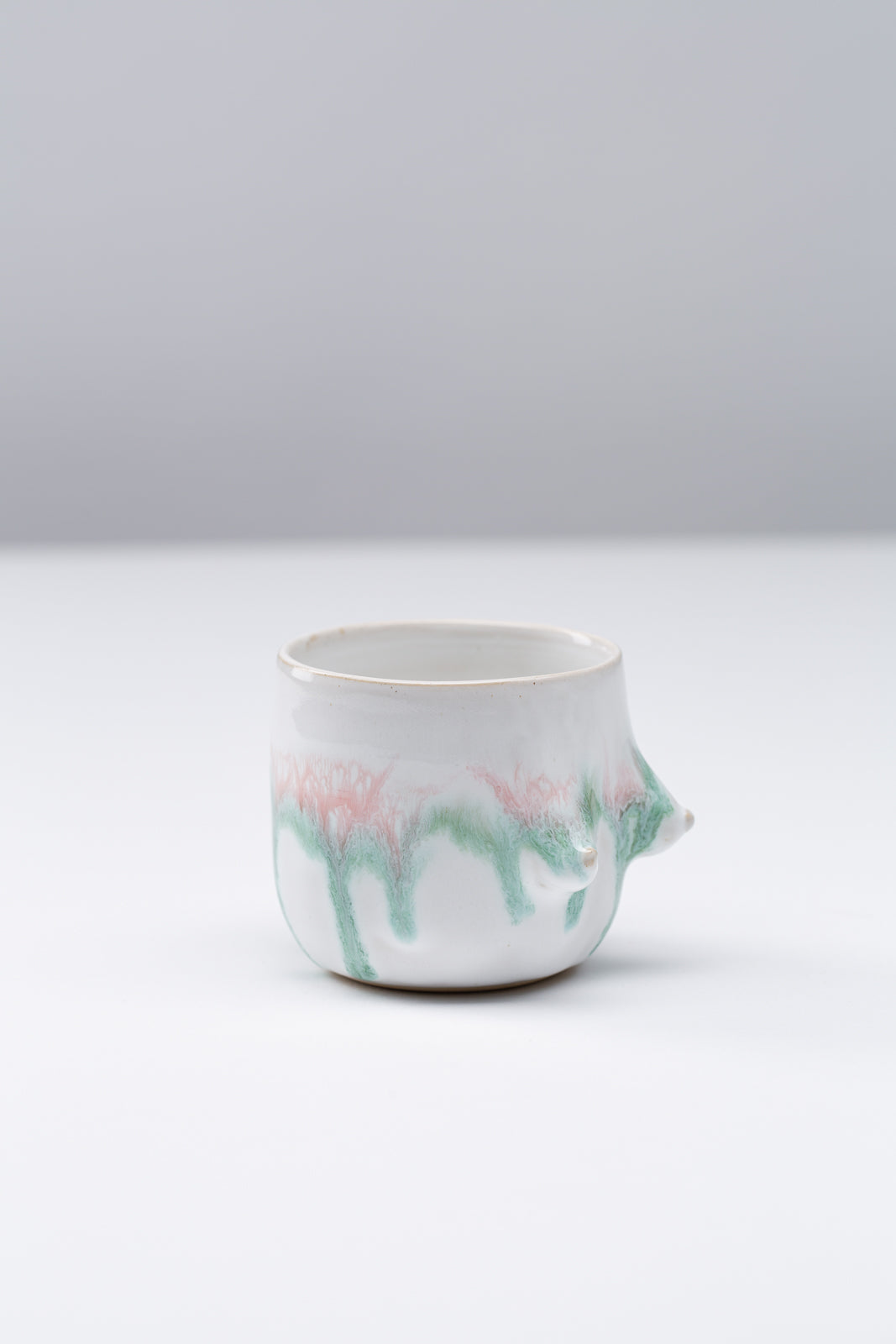 "Boobie" Espressobecher - "Strawberry Matcha"