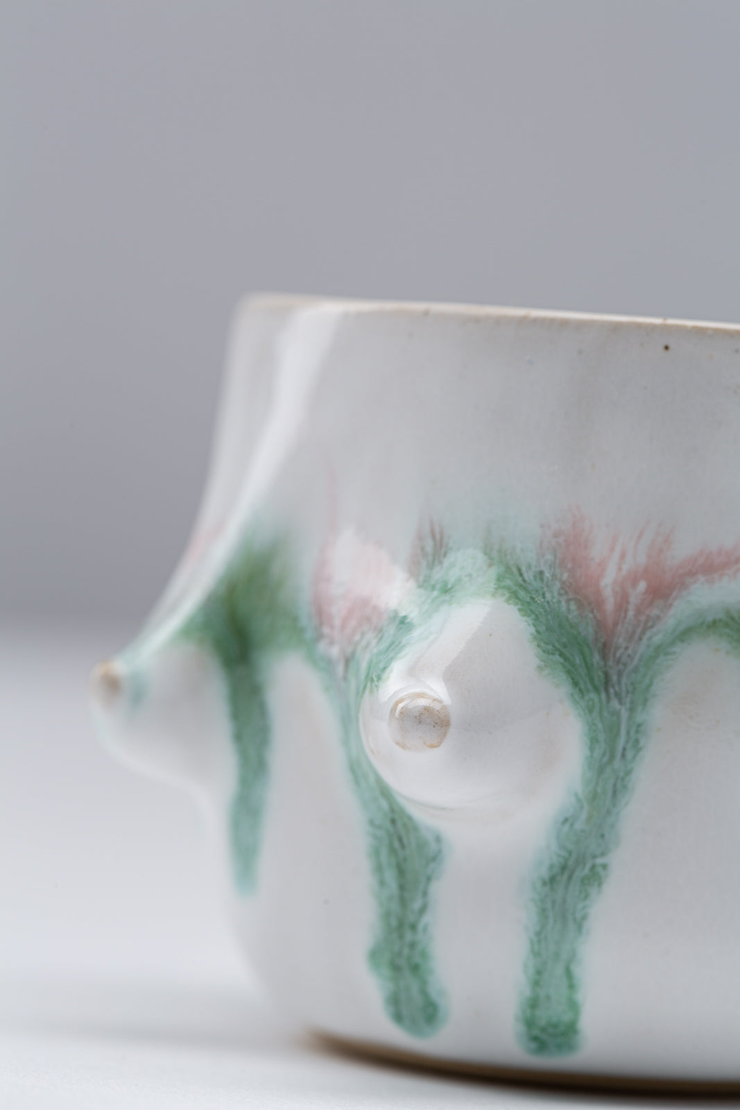 "Boobie" Espressobecher - "Strawberry Matcha"
