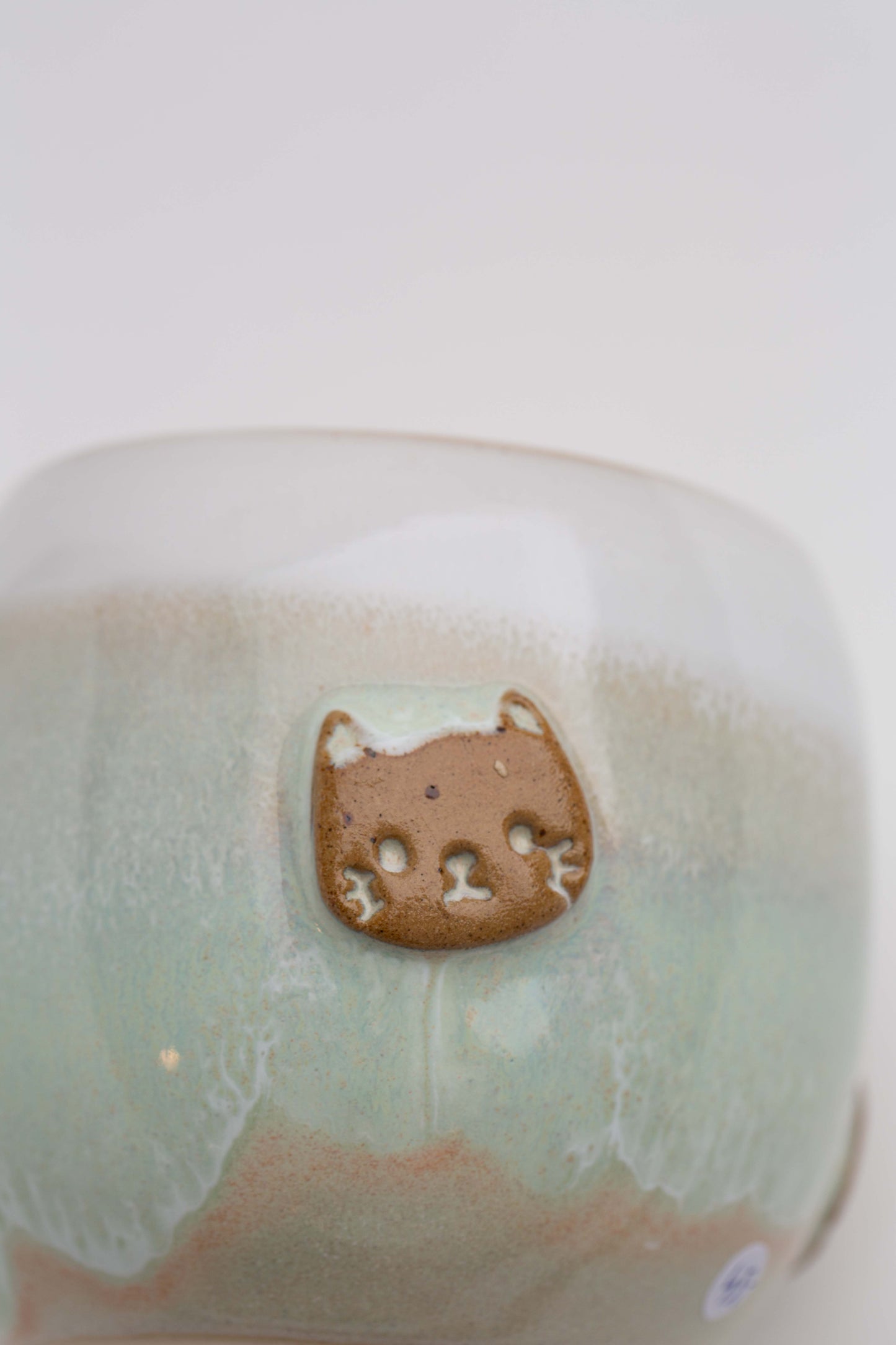 Becher in Mintgrün weiß - Motiv "Katze"