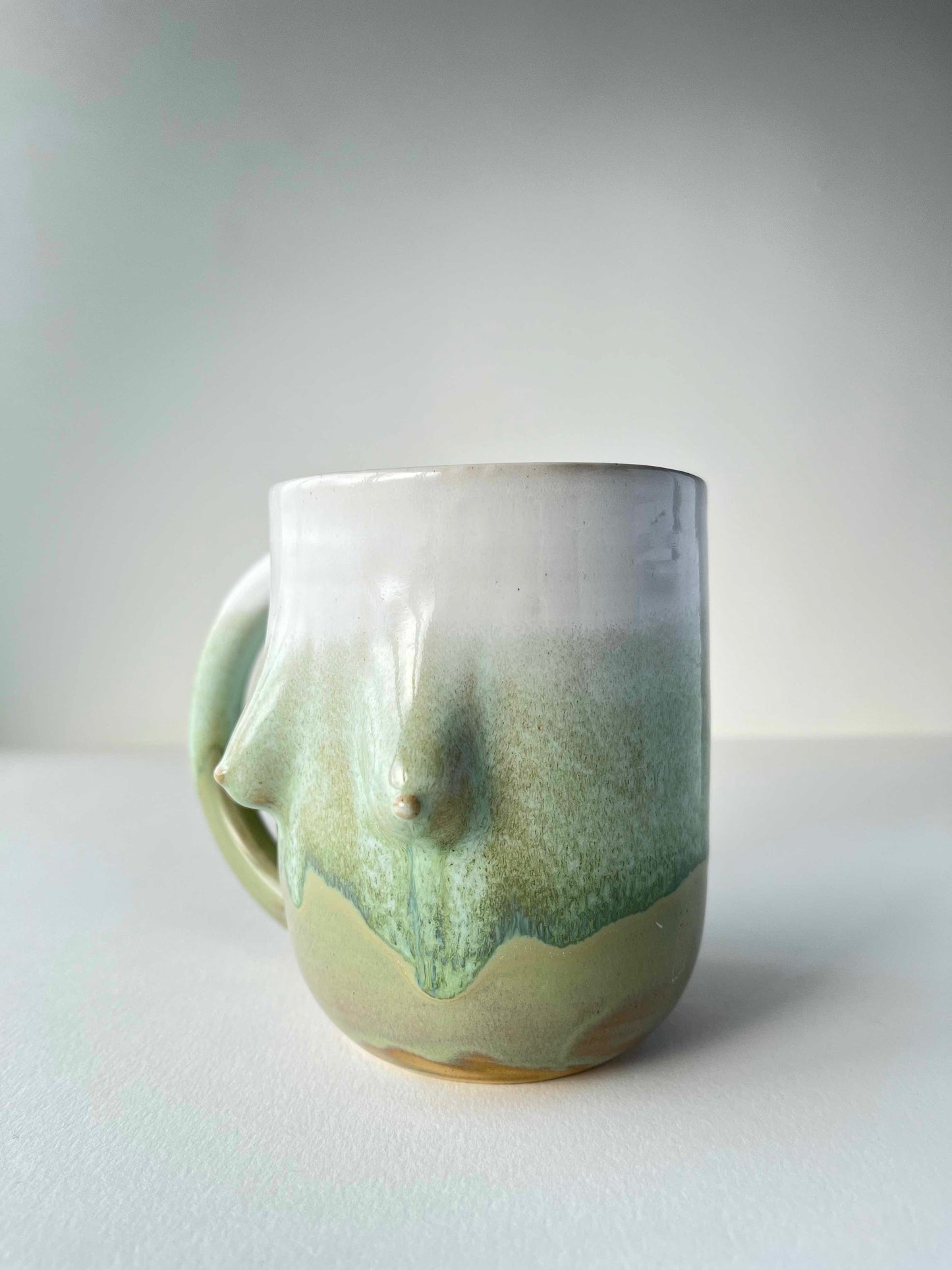 "Boobie" Tasse L - in "Avocado"