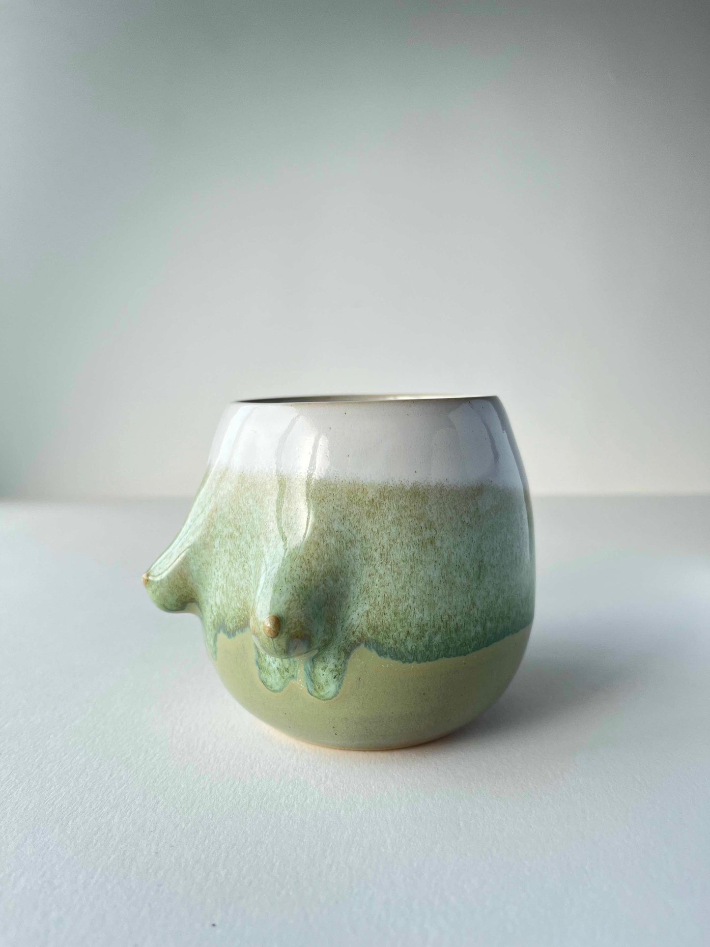 "Boobie" Becher L - in "Avocado"
